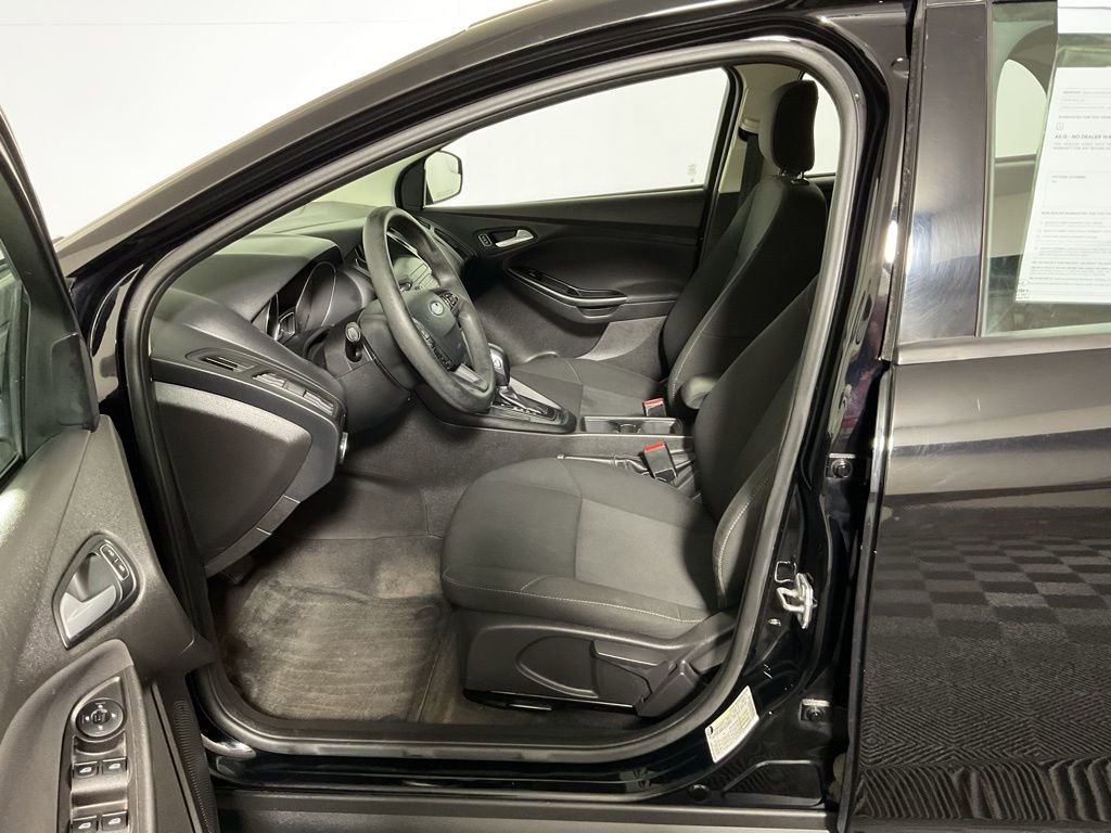 Used 2018 Ford Focus SE image 18