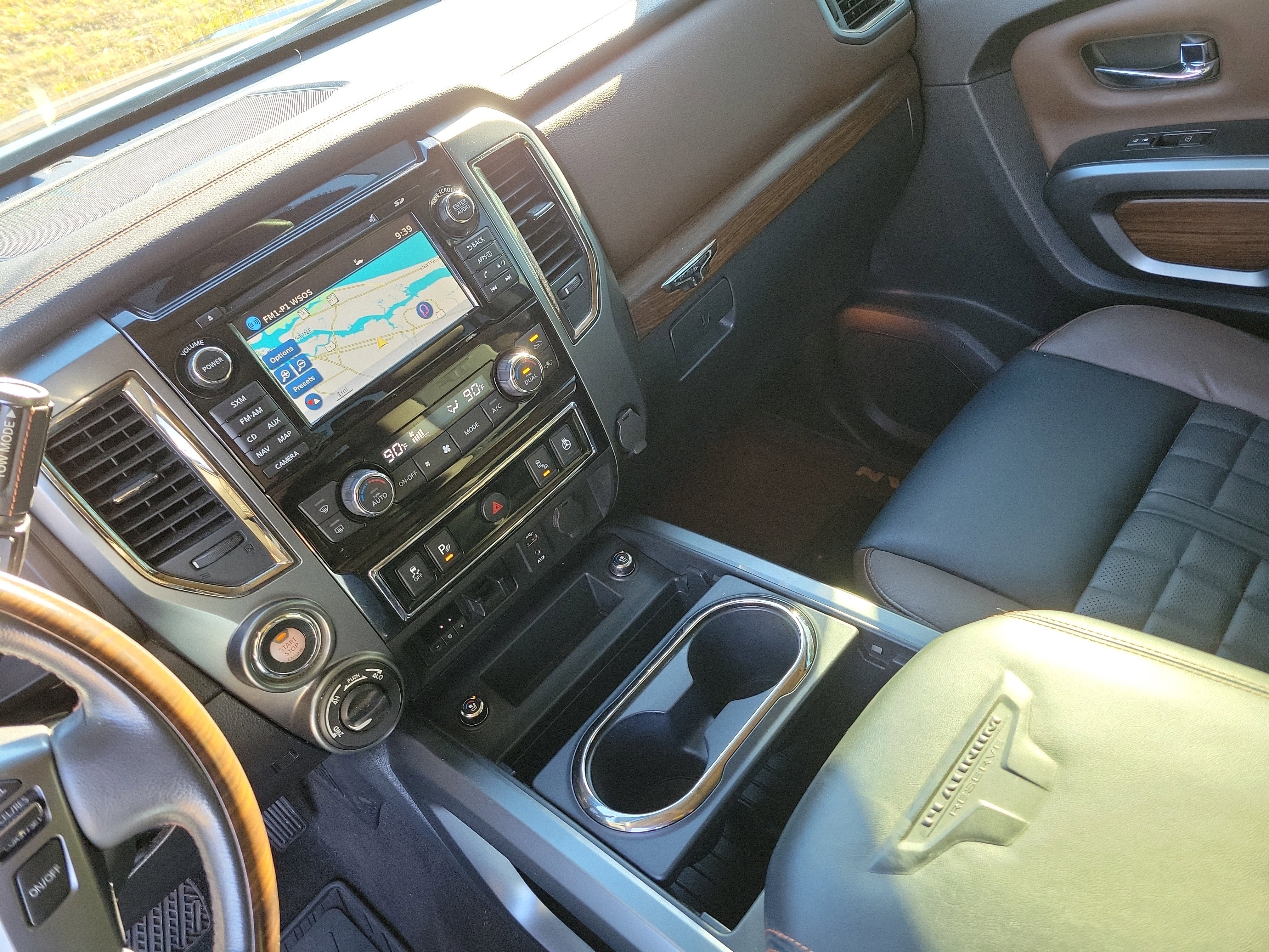 Used 2017 Nissan Titan Platinum Reserve image 42