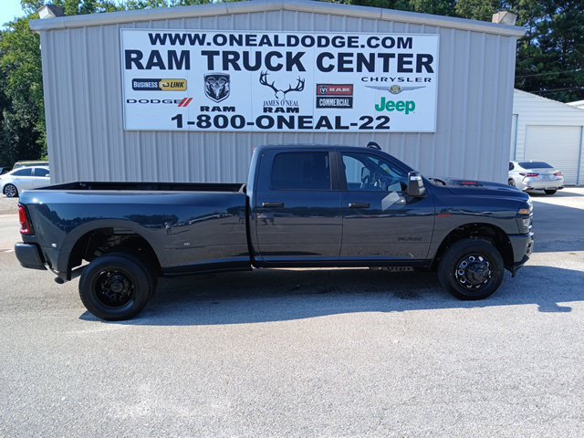 New 2026 RAM 3500 Big Horn AWD/4WD image 2