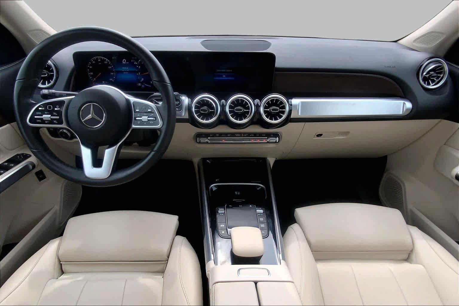 Used 2023 Mercedes-Benz GLB 250 image 16