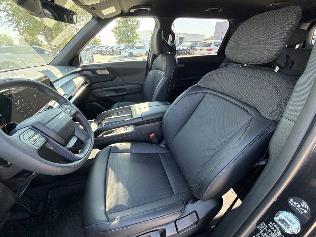 New 2027 Kia Telluride LX FWD image 14