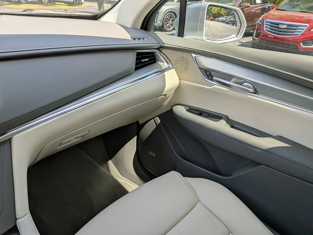 Used 2019 Cadillac XT5 Luxury image 28