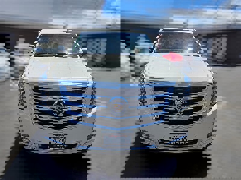 Used 2015 Cadillac Escalade ESV Luxury RWD image 11