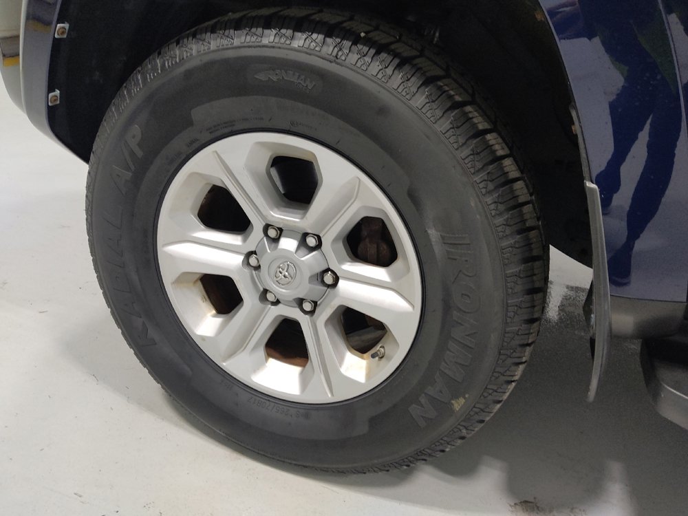 Used 2018 Toyota 4Runner SR5 Premium image 31