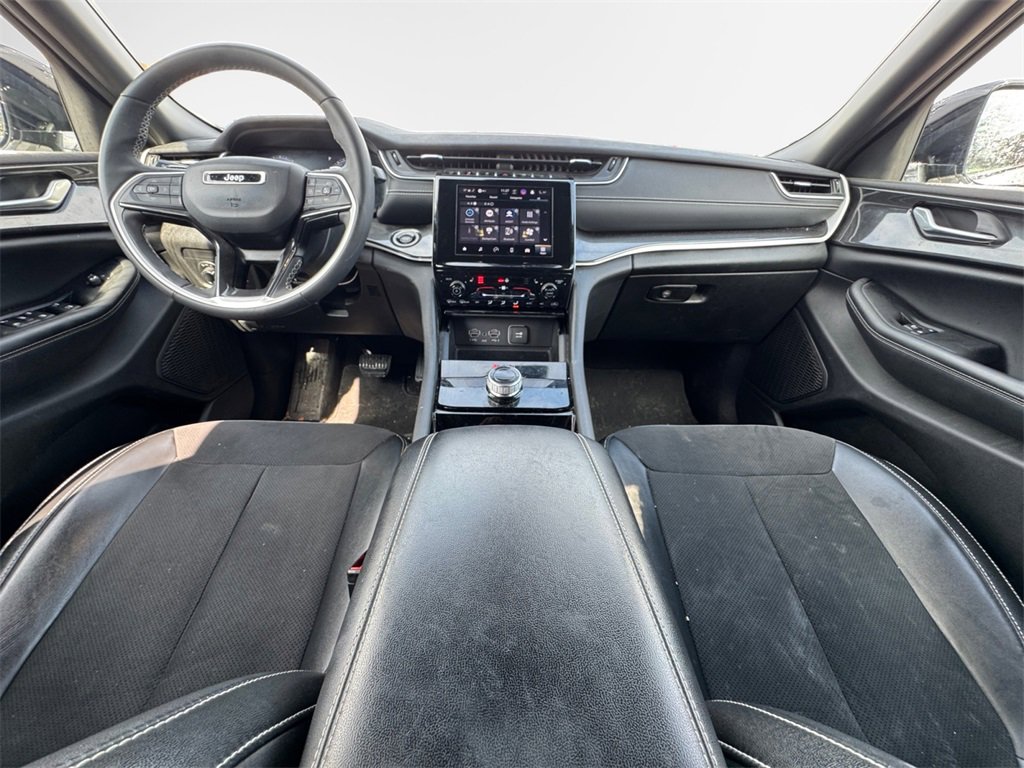 Certified 2023 Jeep Grand Cherokee Altitude image 25