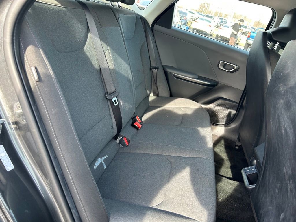 Certified 2025 Kia K4 LXS image 23