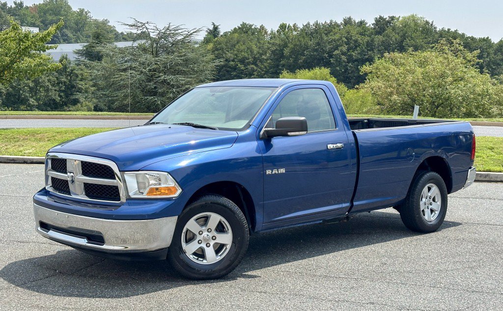 Used 2010 Dodge Ram 1500 Truck SLT w/ Luxury Group AWD/4WD image 3
