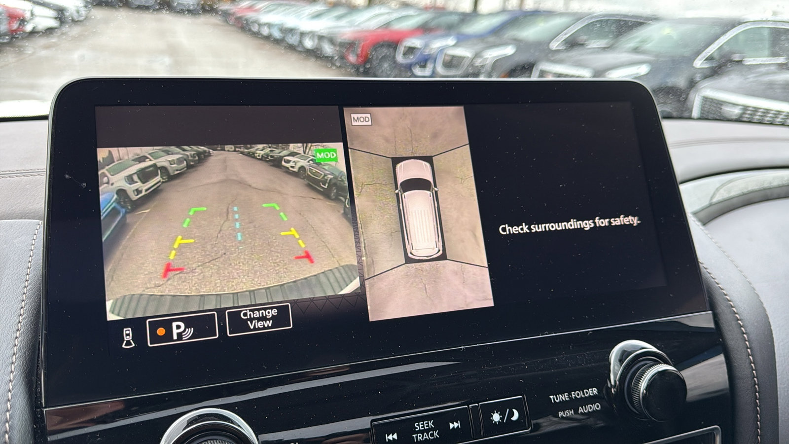 Used 2022 Nissan Armada Platinum image 21