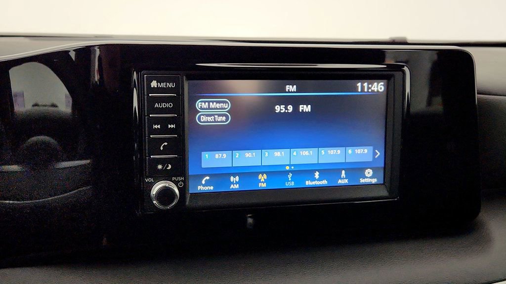 Used 2025 Nissan Kicks S image 17