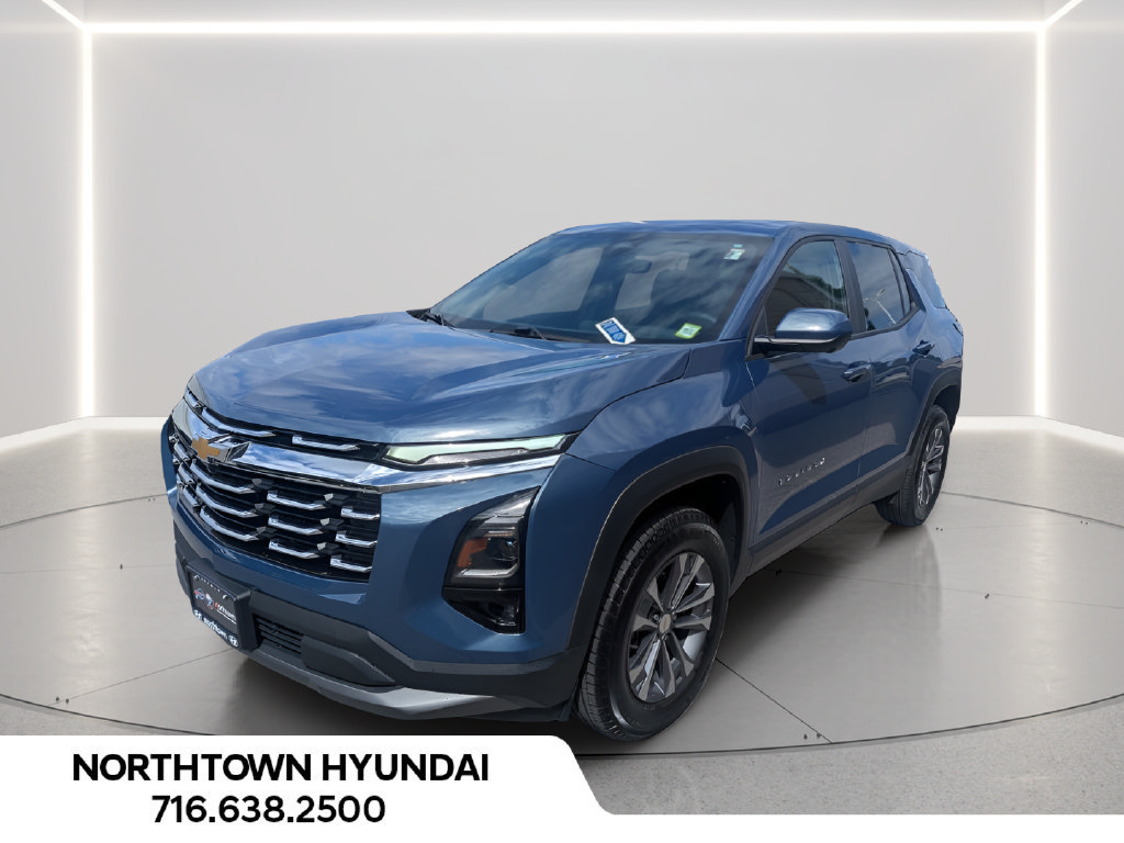 Used 2025 Chevrolet Equinox LT w/ Safety and Technology Package AWD/4WD image 1