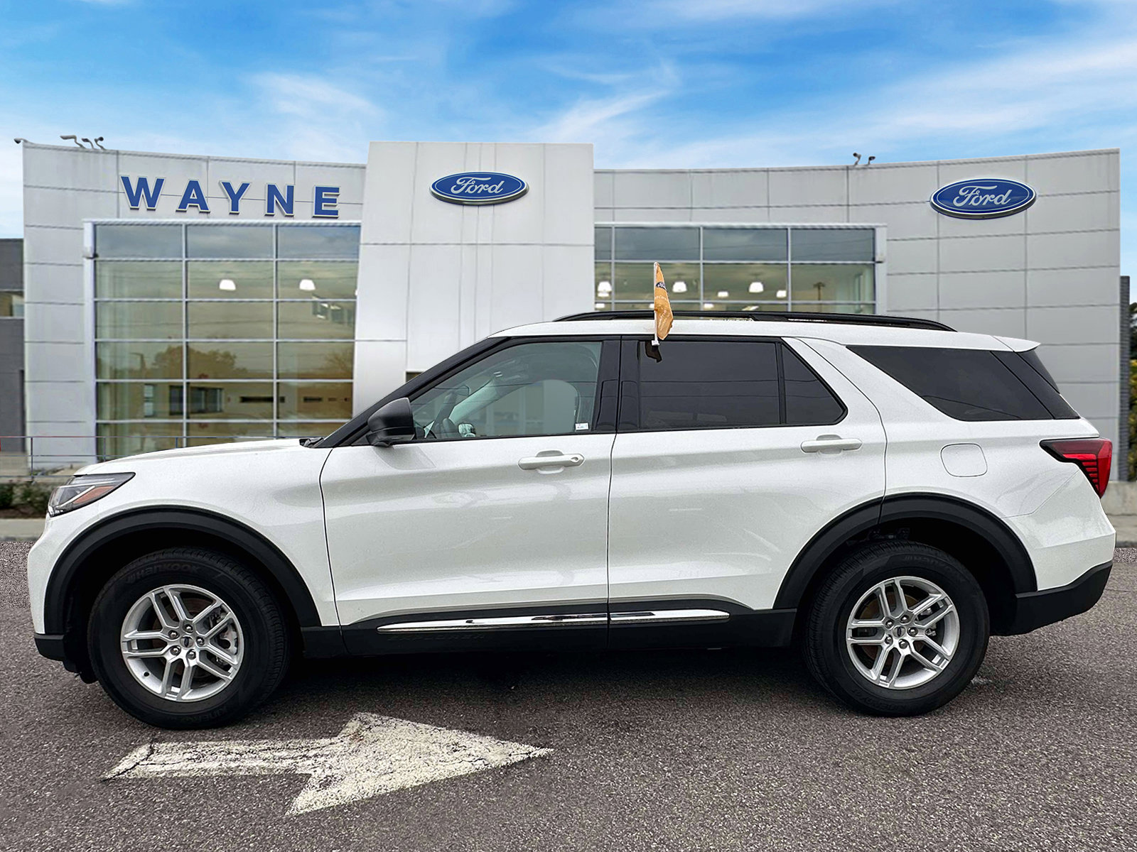 Certified 2025 Ford Explorer Active image 8