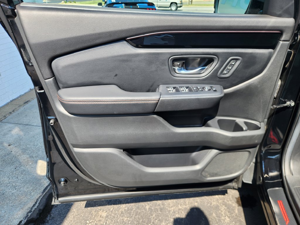 Used 2024 Honda Pilot TrailSport image 26