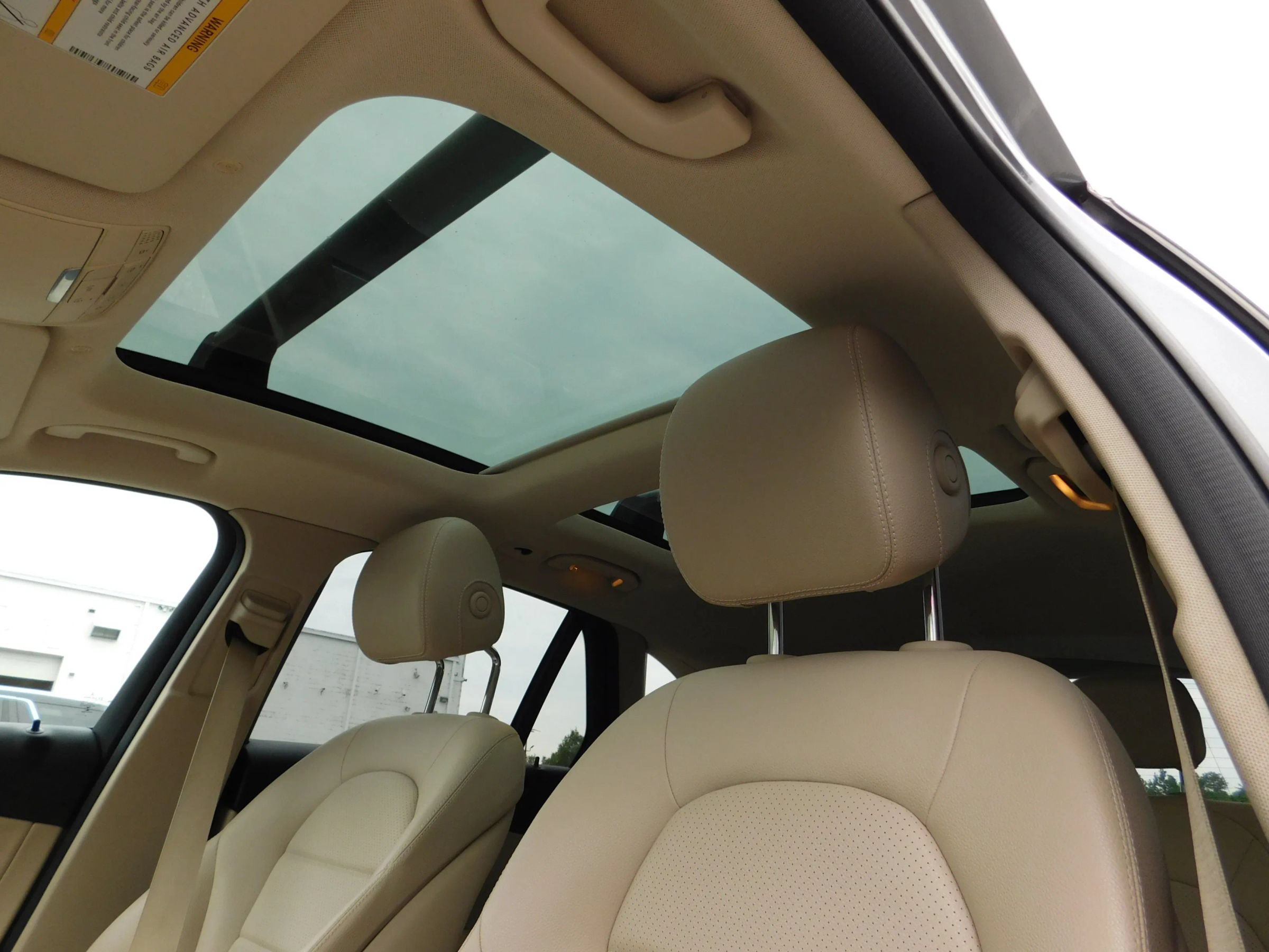 Used 2020 Mercedes-Benz GLC 300 4MATIC image 21