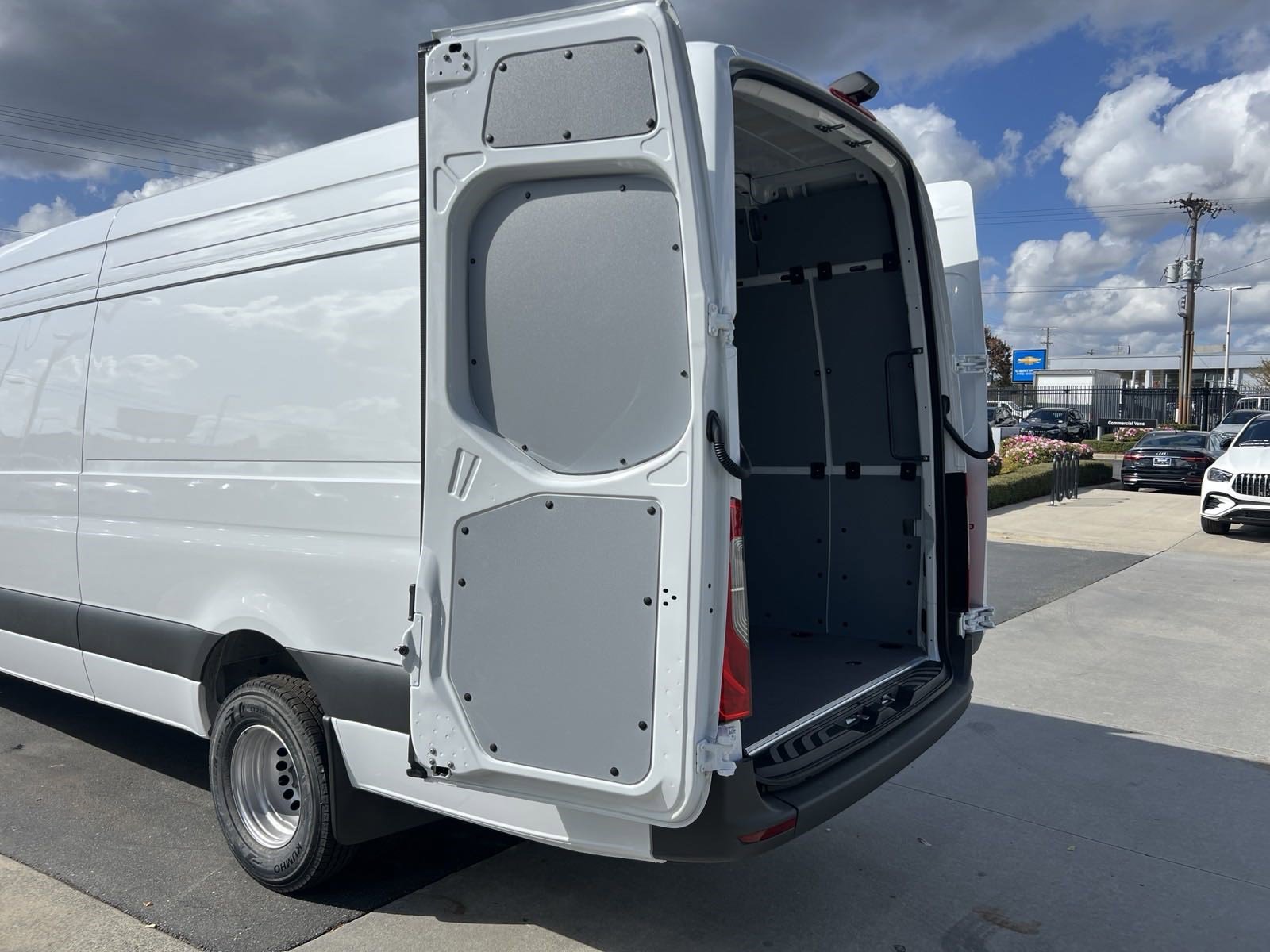 New 2025 Mercedes-Benz Sprinter 3500 image 40