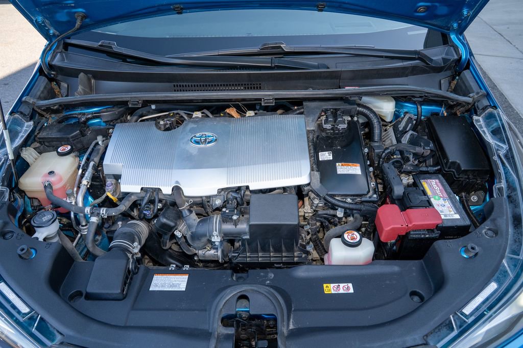 Used 2019 Toyota Prius Limited image 20