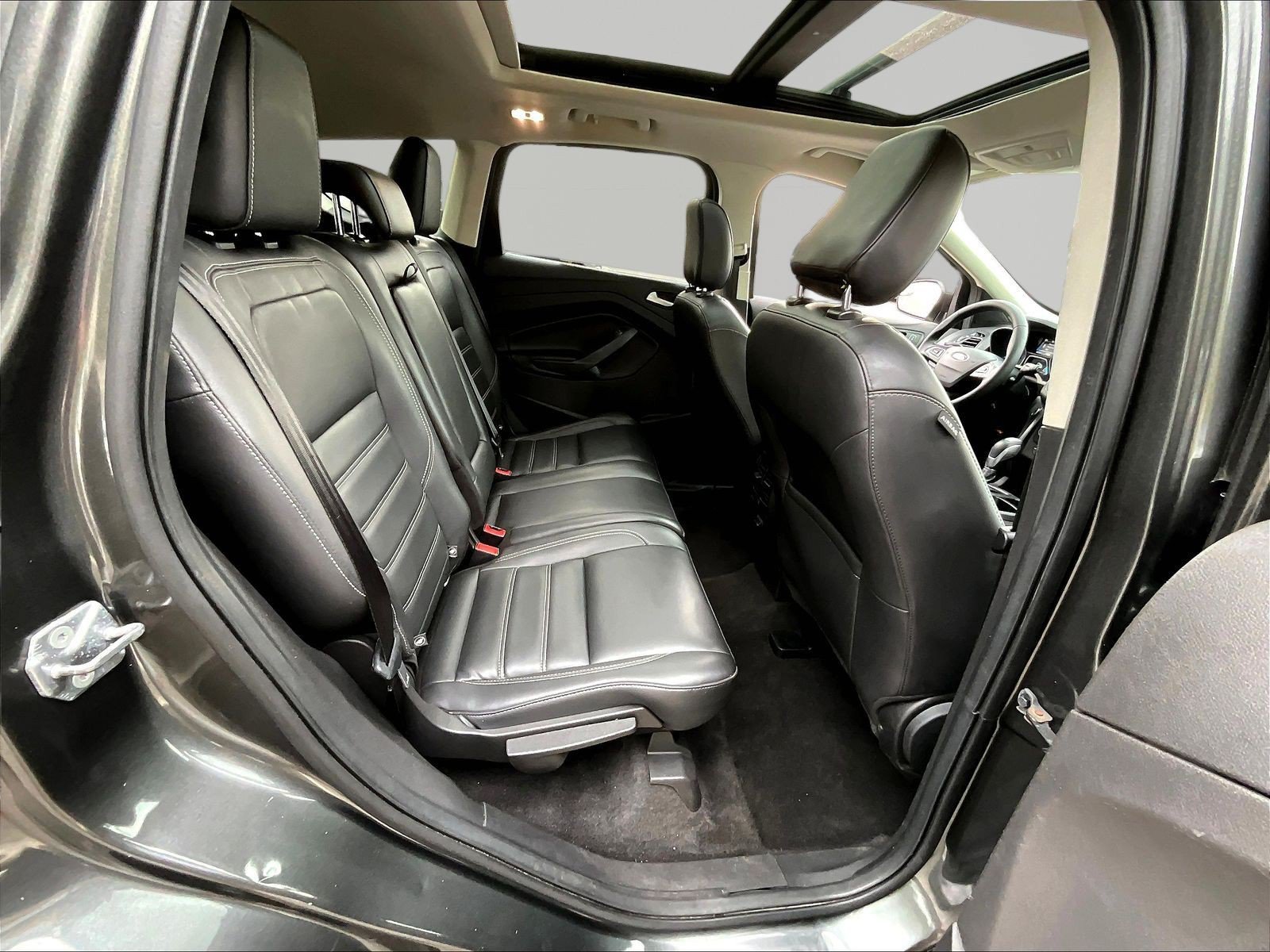 Used 2019 Ford Escape SEL FWD image 25