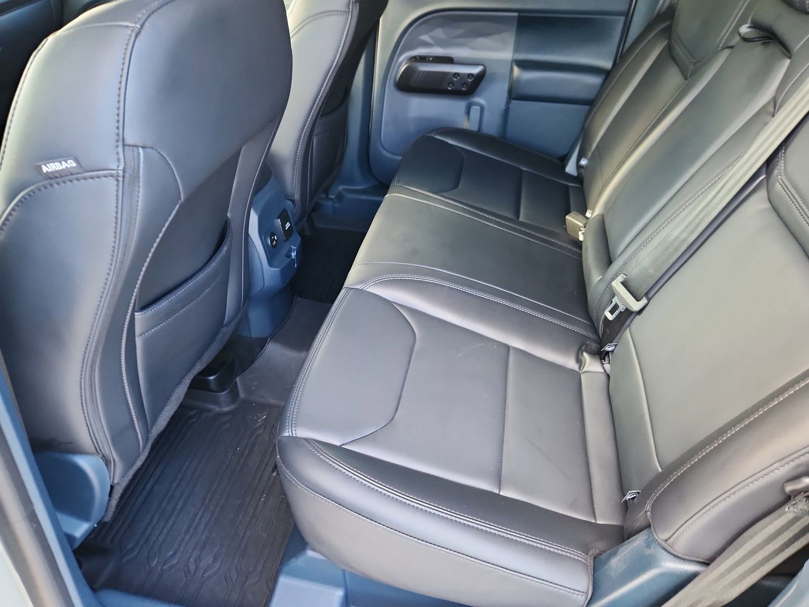 Used 2024 Ford Maverick Lariat w/ Black Appearance Package image 11