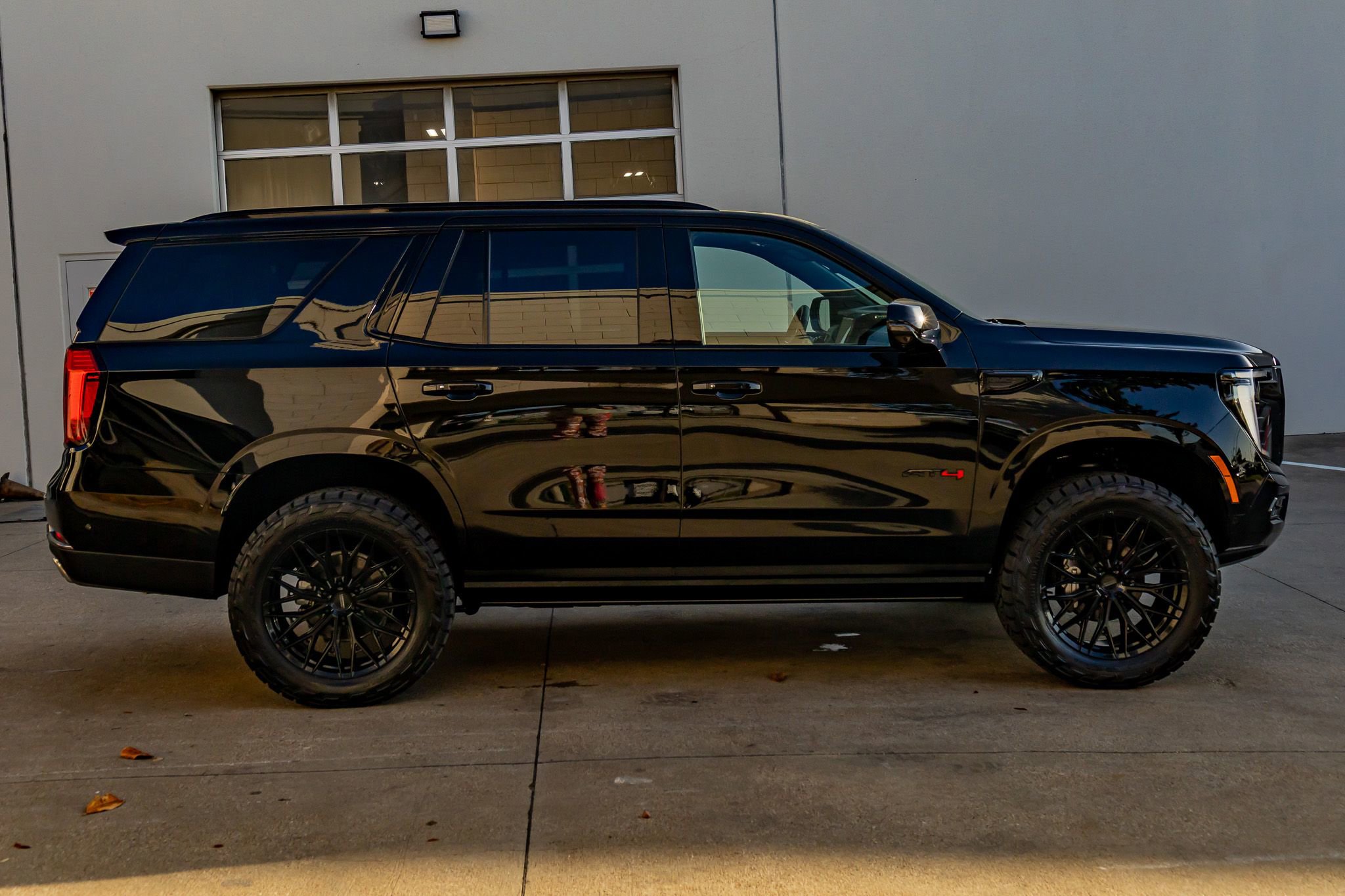 Used 2026 GMC Yukon AT4 Ultimate image 11