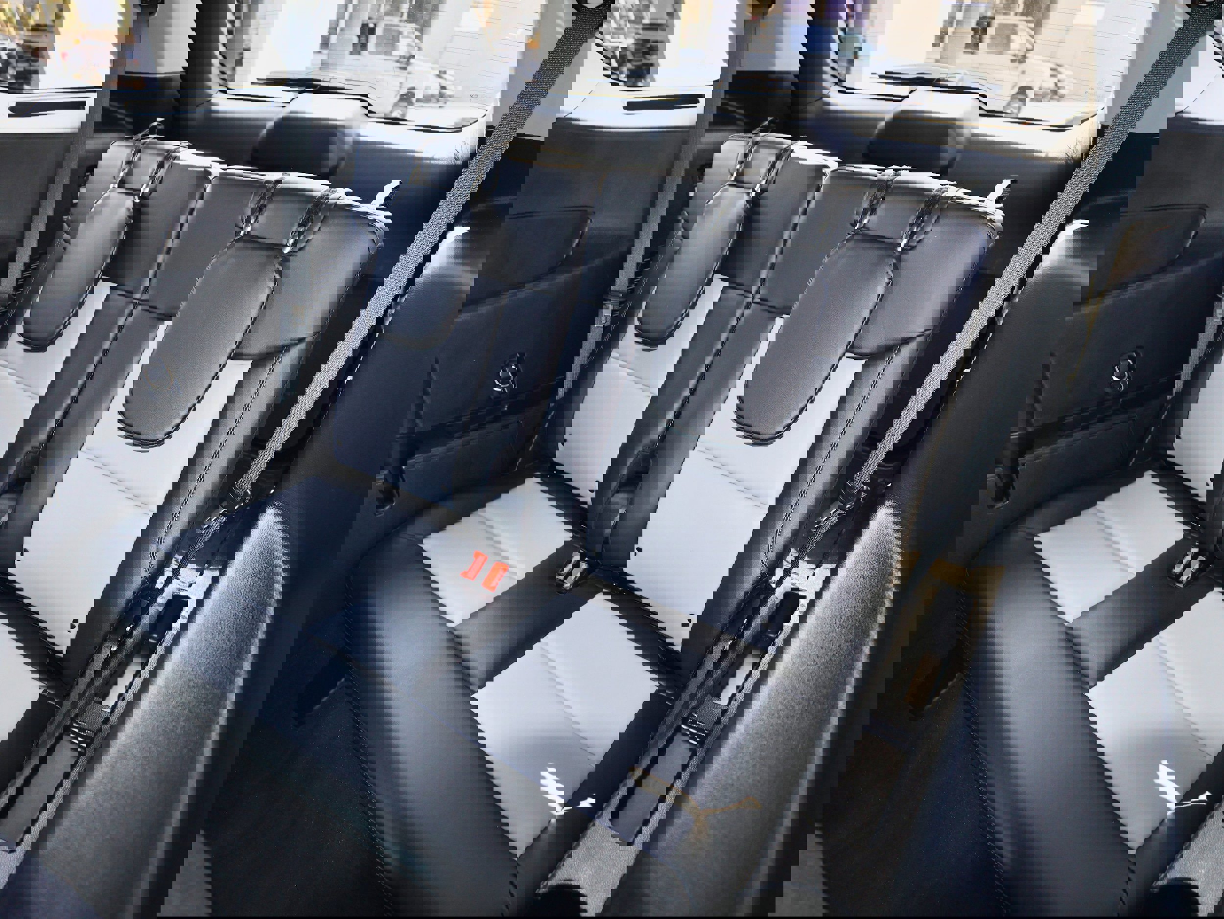 Used 2023 Ford Explorer XLT w/ Equipment Group 202A image 16