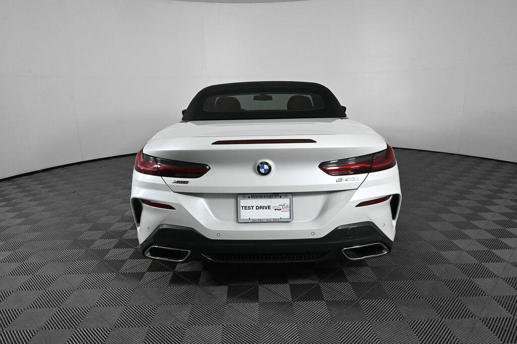 Used 2024 BMW 840i xDrive Convertible AWD/4WD image 24