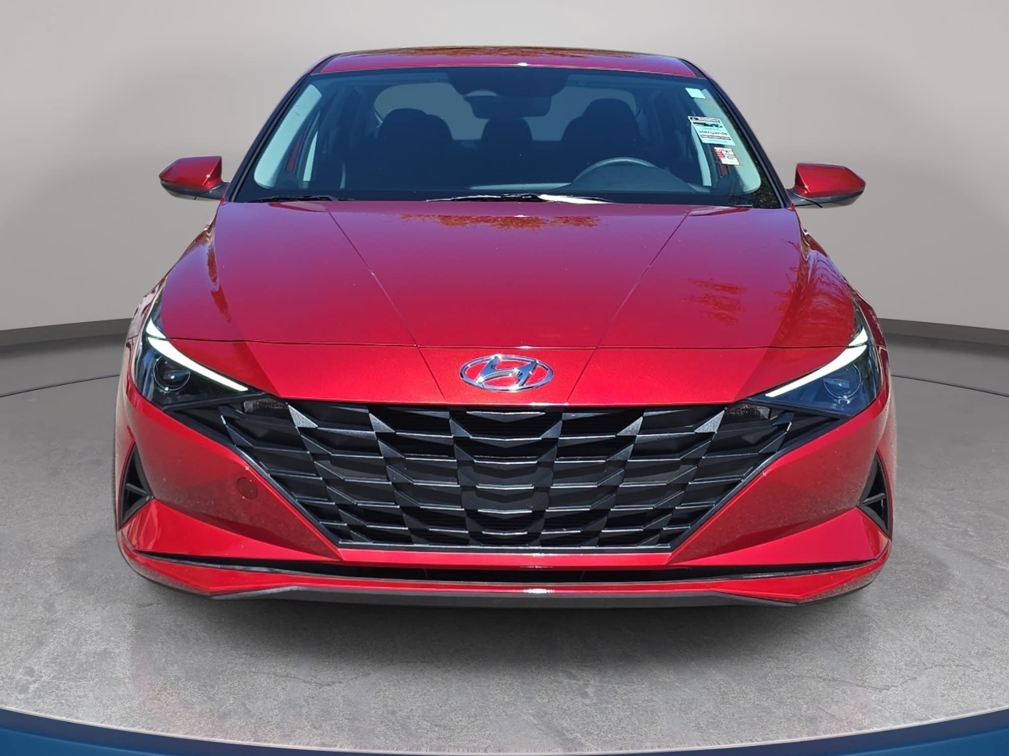 Used 2023 Hyundai Elantra SE FWD image 2