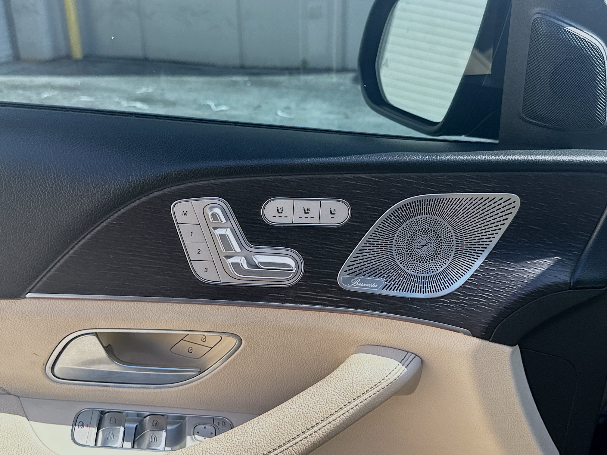 Used 2021 Mercedes-Benz GLS 450 4MATIC image 15