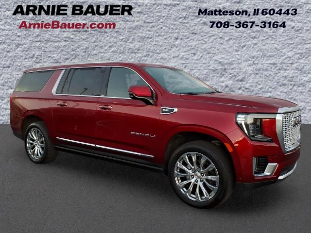Used 2024 GMC Yukon XL Denali w/ Advanced Technology Package AWD/4WD image 1