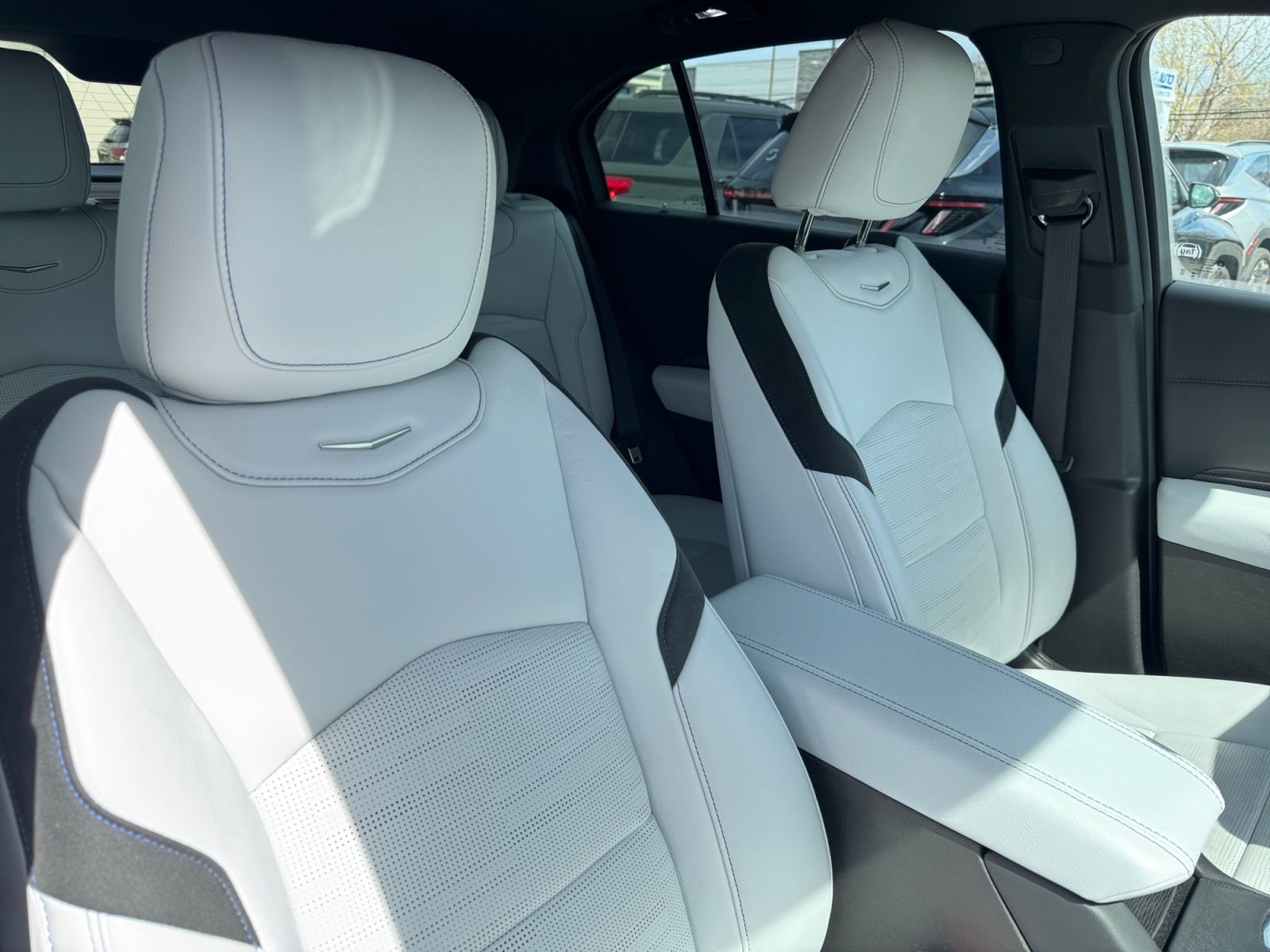 Used 2024 Cadillac XT4 Sport AWD/4WD image 13