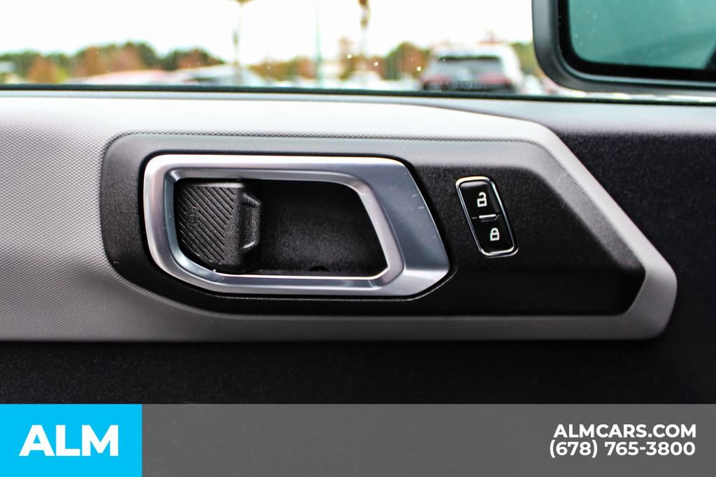 Used 2023 Ford Bronco Big Bend image 38