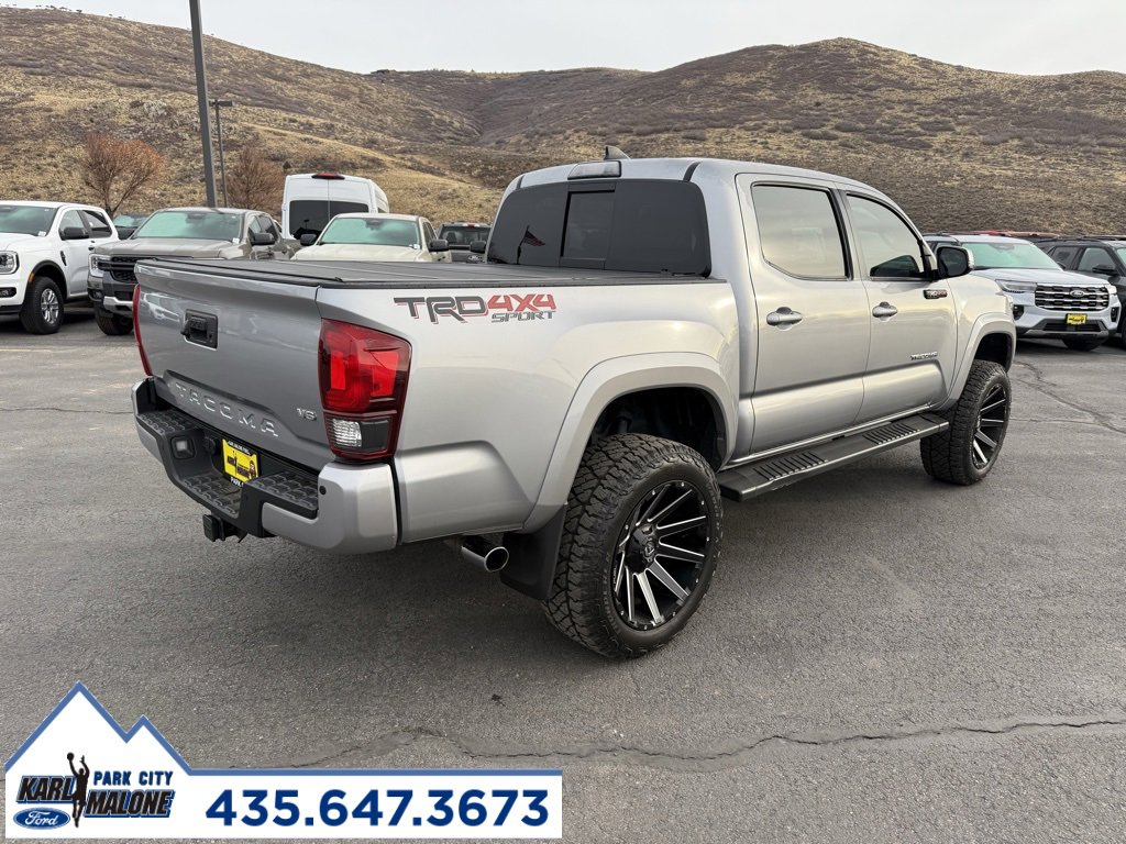 Used 2019 Toyota Tacoma TRD Sport image 5