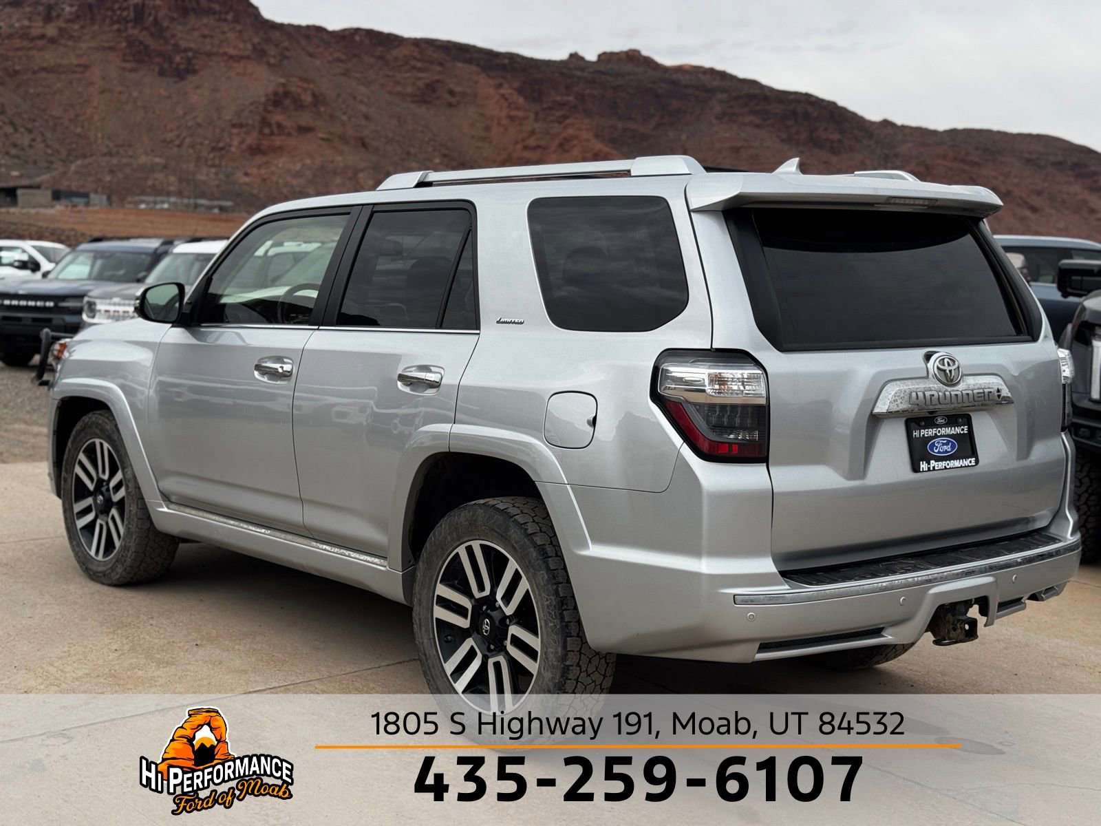 Used 2015 Toyota 4Runner Limited AWD/4WD image 9