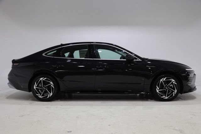 Certified 2026 Hyundai Sonata SEL FWD image 8