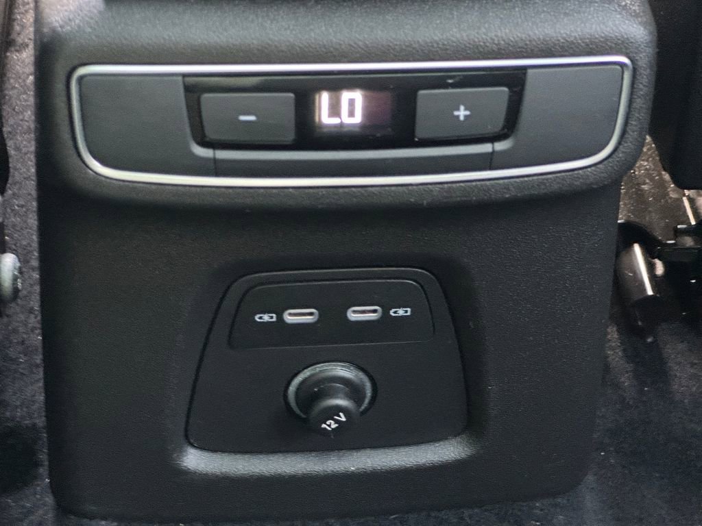 Used 2023 Audi Q4 e-tron Premium Plus w/ Premium Plus image 25