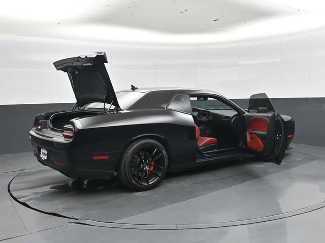Used 2023 Dodge Challenger SRT Hellcat w/ Driver Convenience Group RWD image 45