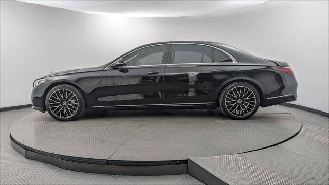 Used 2023 Mercedes-Benz S 580 4MATIC Sedan image 3