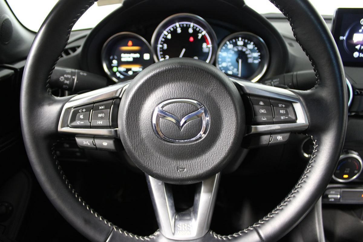 Used 2024 MAZDA MX-5 Miata RF Grand Touring RWD image 18