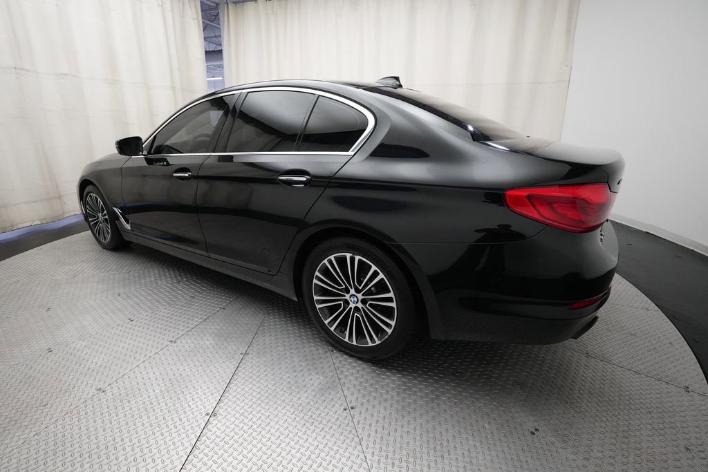 Used 2018 BMW 540i xDrive image 34