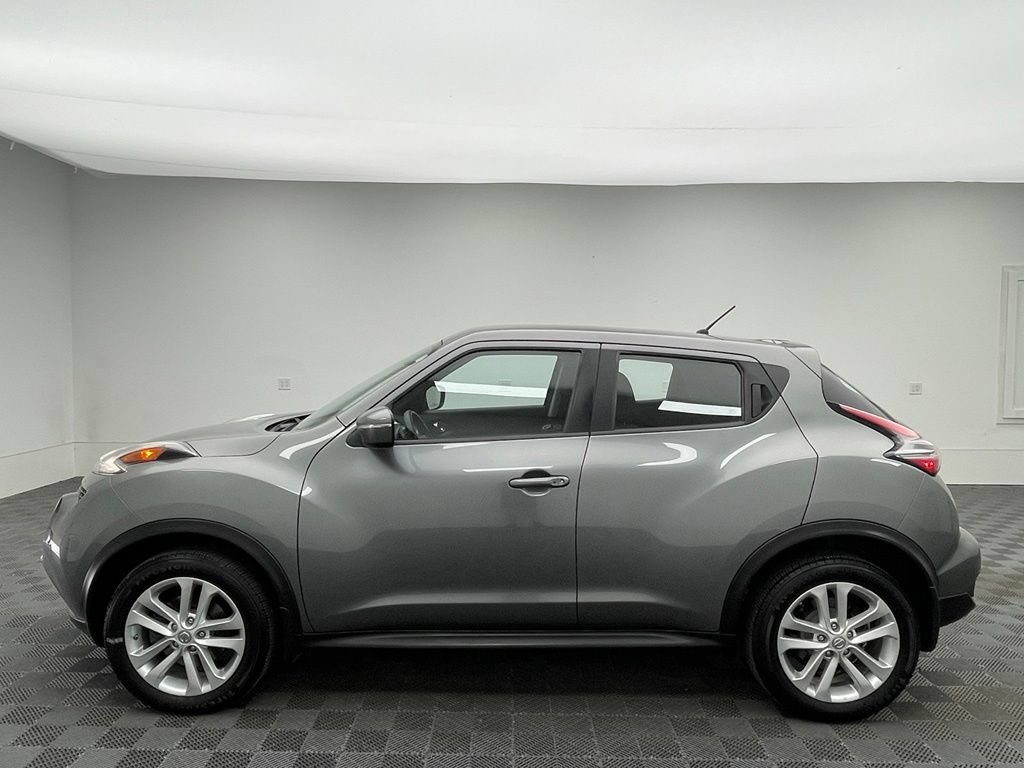 Used 2015 Nissan Juke S FWD image 10