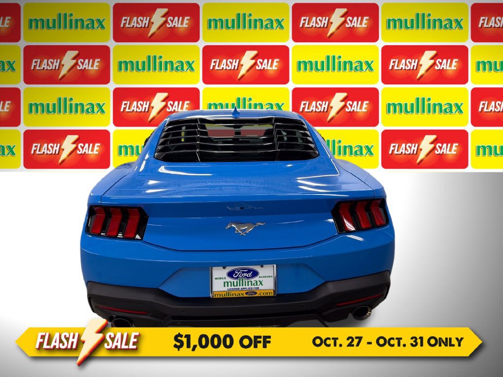 Used 2024 Ford Mustang Coupe RWD image 7