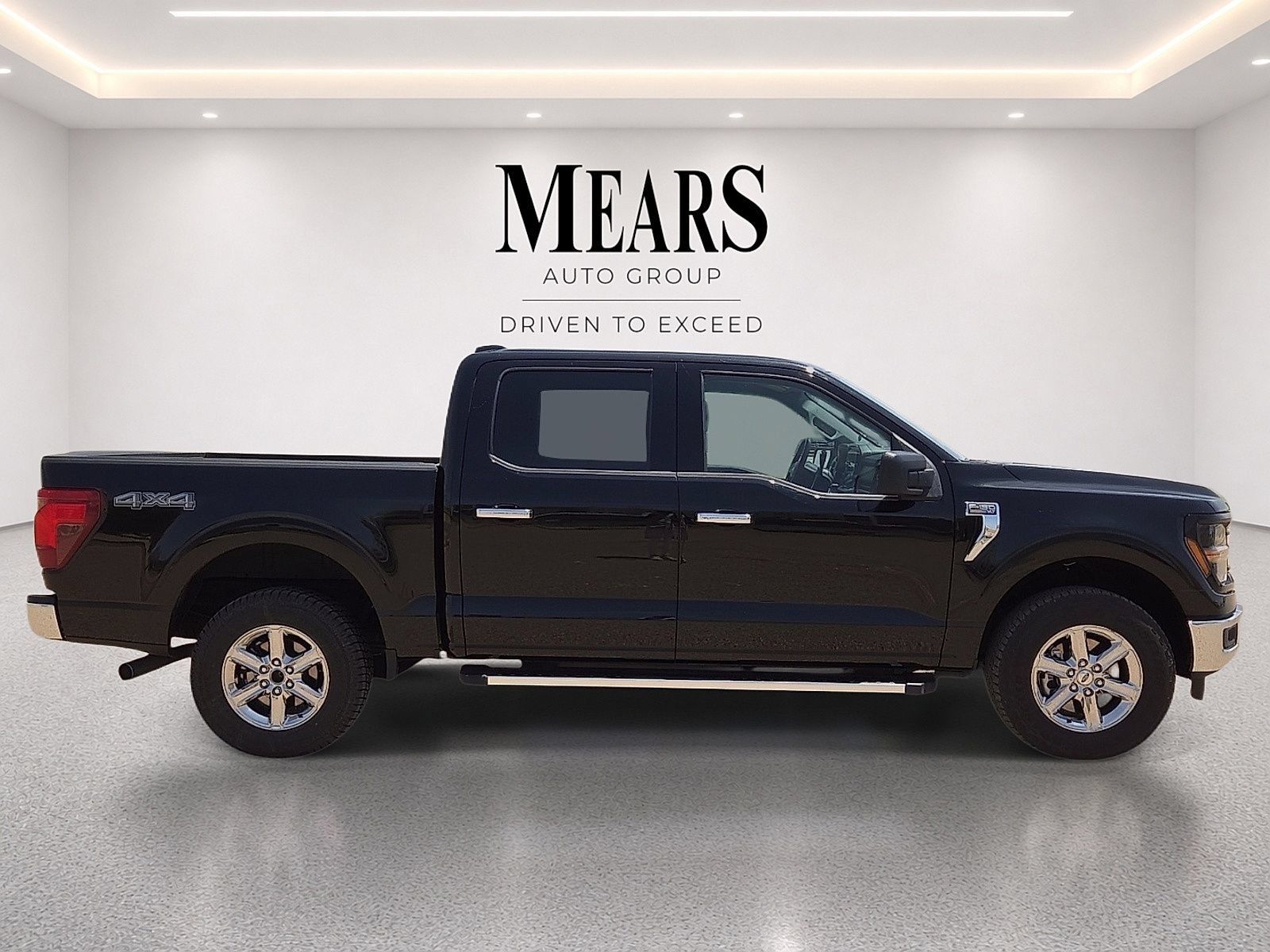 Used 2025 Ford F150 XLT w/ Equipment Group 301A Standard AWD/4WD image 6