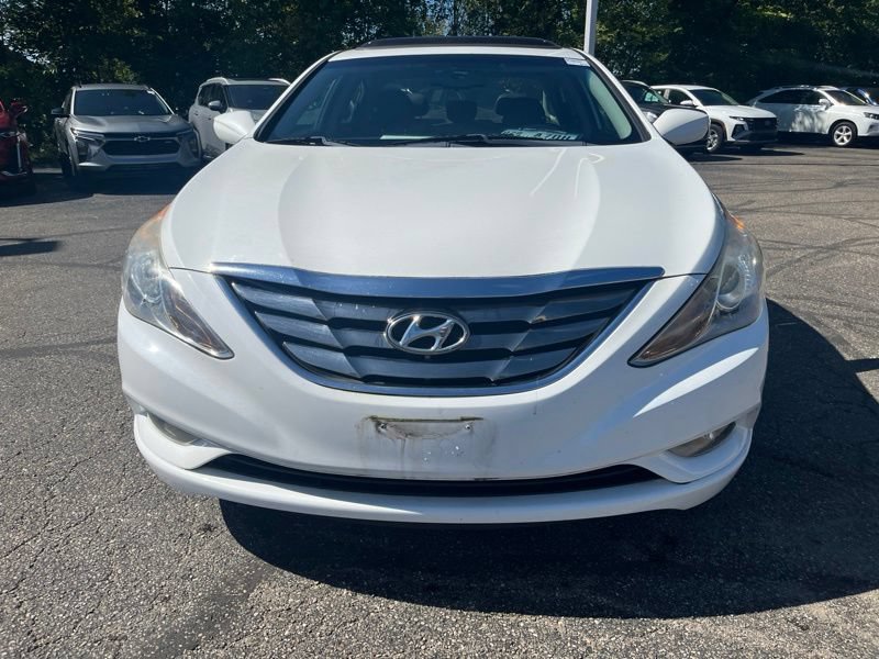 Used 2012 Hyundai Sonata SE w/ Navigation & Sunroof Pkg FWD image 2