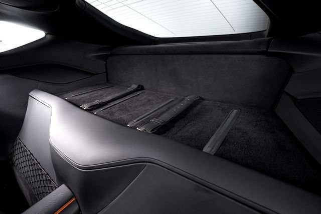 Certified 2019 Ferrari 812 Superfast RWD image 27