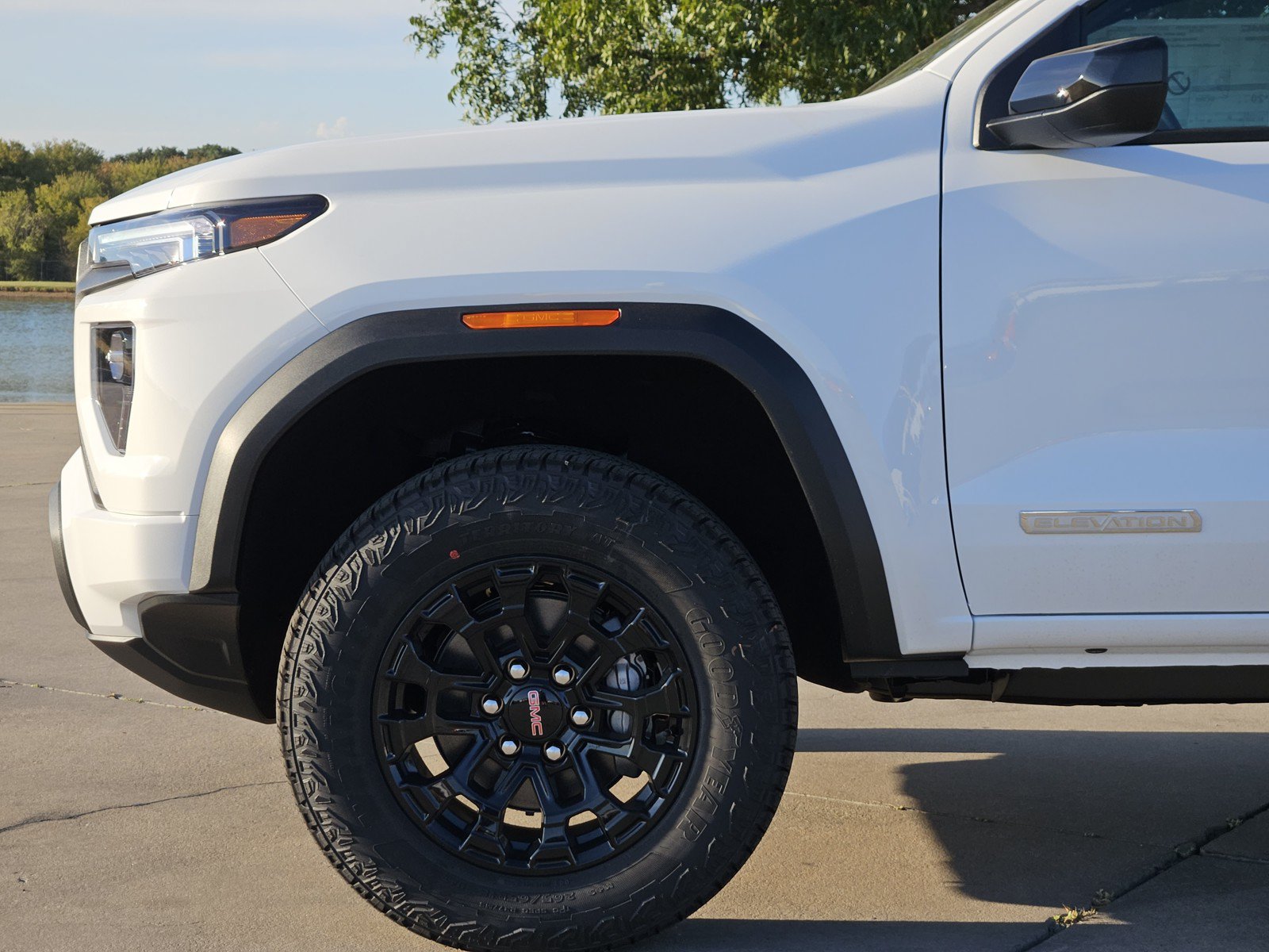 New 2026 GMC Canyon Elevation w/ Convenience Package RWD image 6