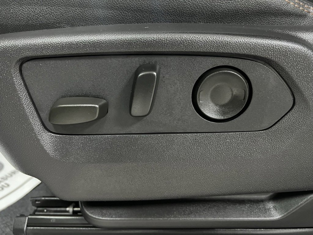 Used 2024 GMC Sierra 3500 AT4 w/ AT4 Premium Plus Package image 26