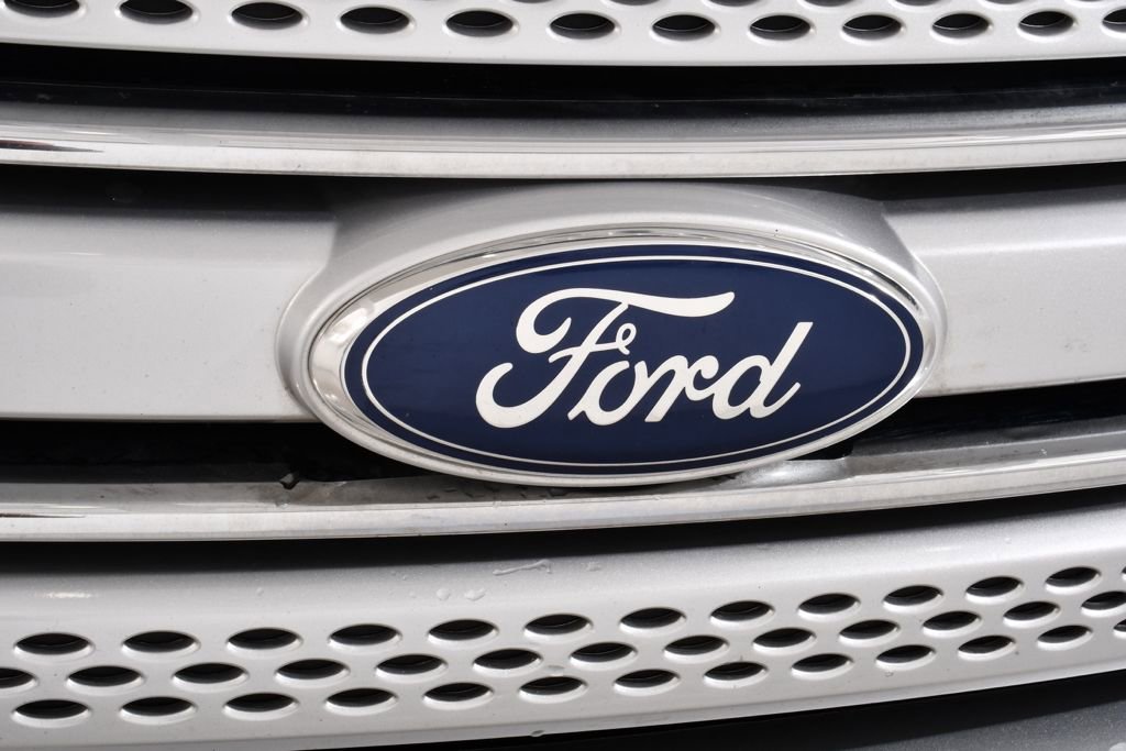 Used 2014 Ford Explorer Limited image 22