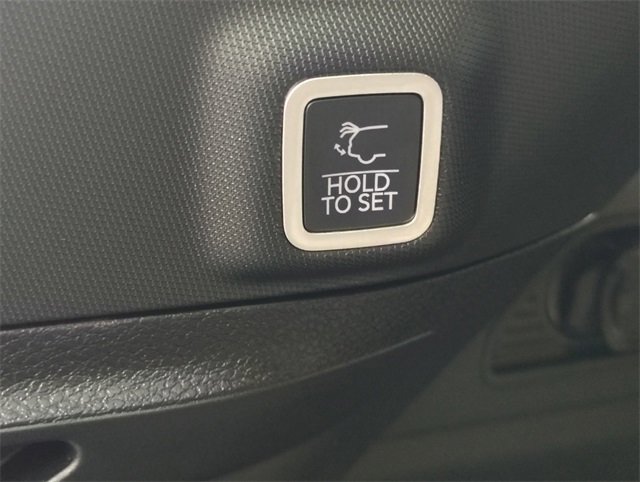 New 2025 Jeep Grand Cherokee Limited w/ Trailer Tow Package image 32