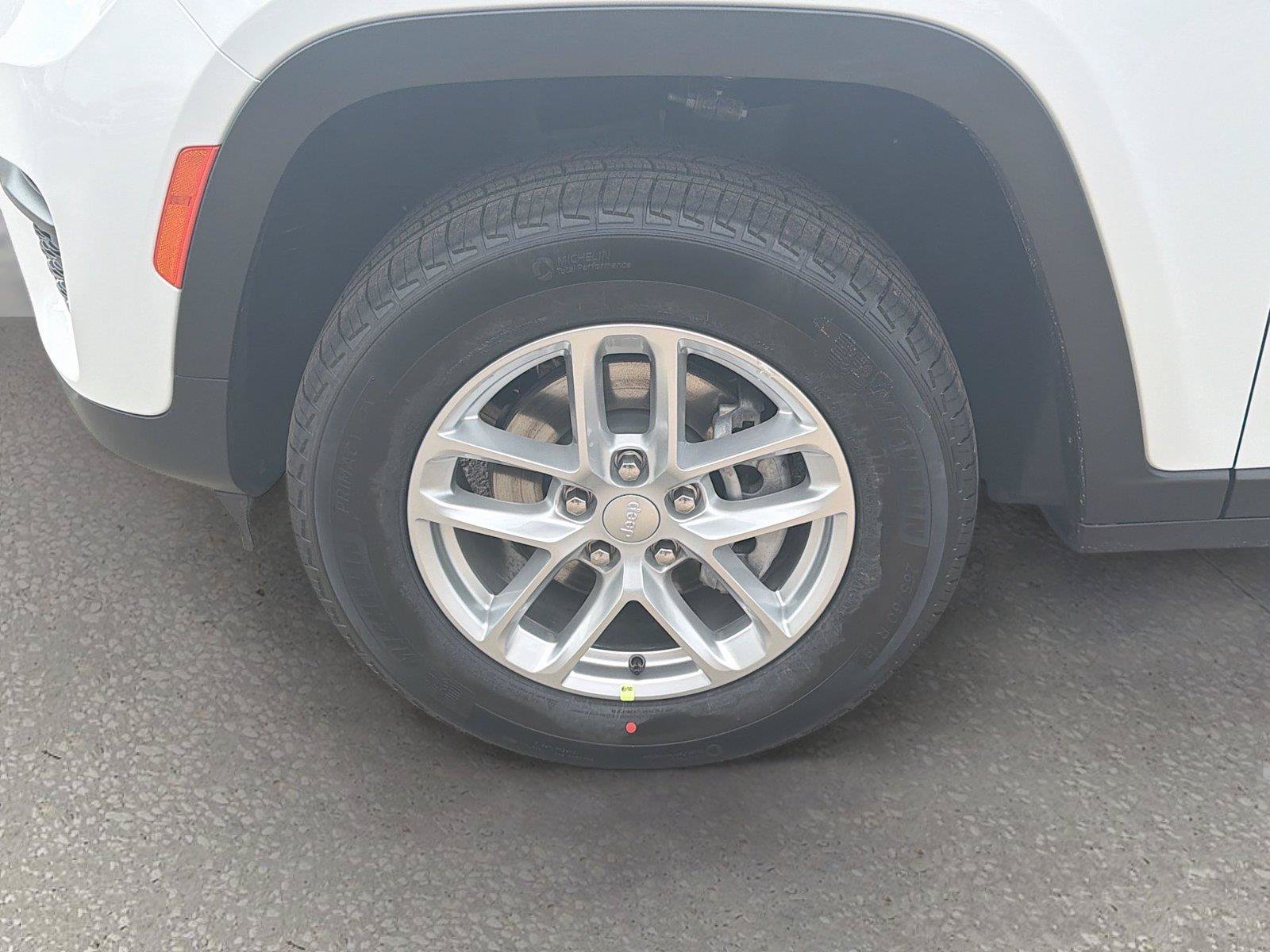 New 2026 Jeep Grand Cherokee Laredo X AWD/4WD image 41
