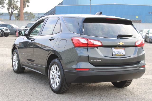 Used 2021 Chevrolet Equinox LS image 3