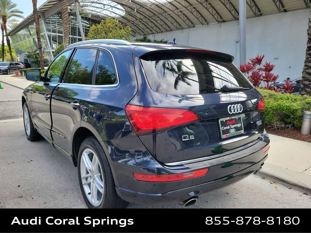 Used 2017 Audi Q5 2.0T Premium Plus w/ Technology Package AWD/4WD image 12