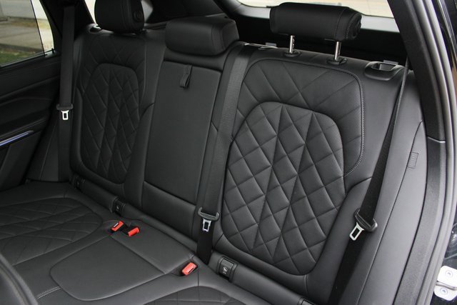 Used 2023 BMW X5 M50i w/ Executive Package image 34